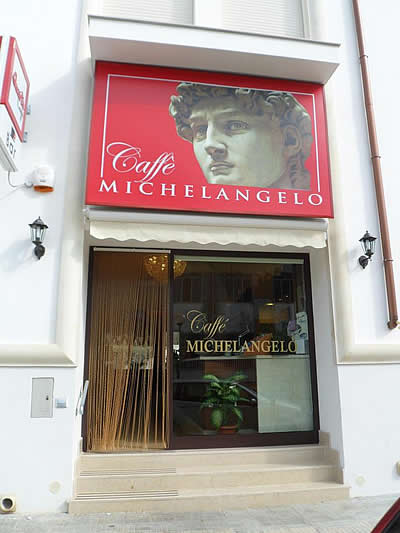 caffe-michelangelo-2.jpg